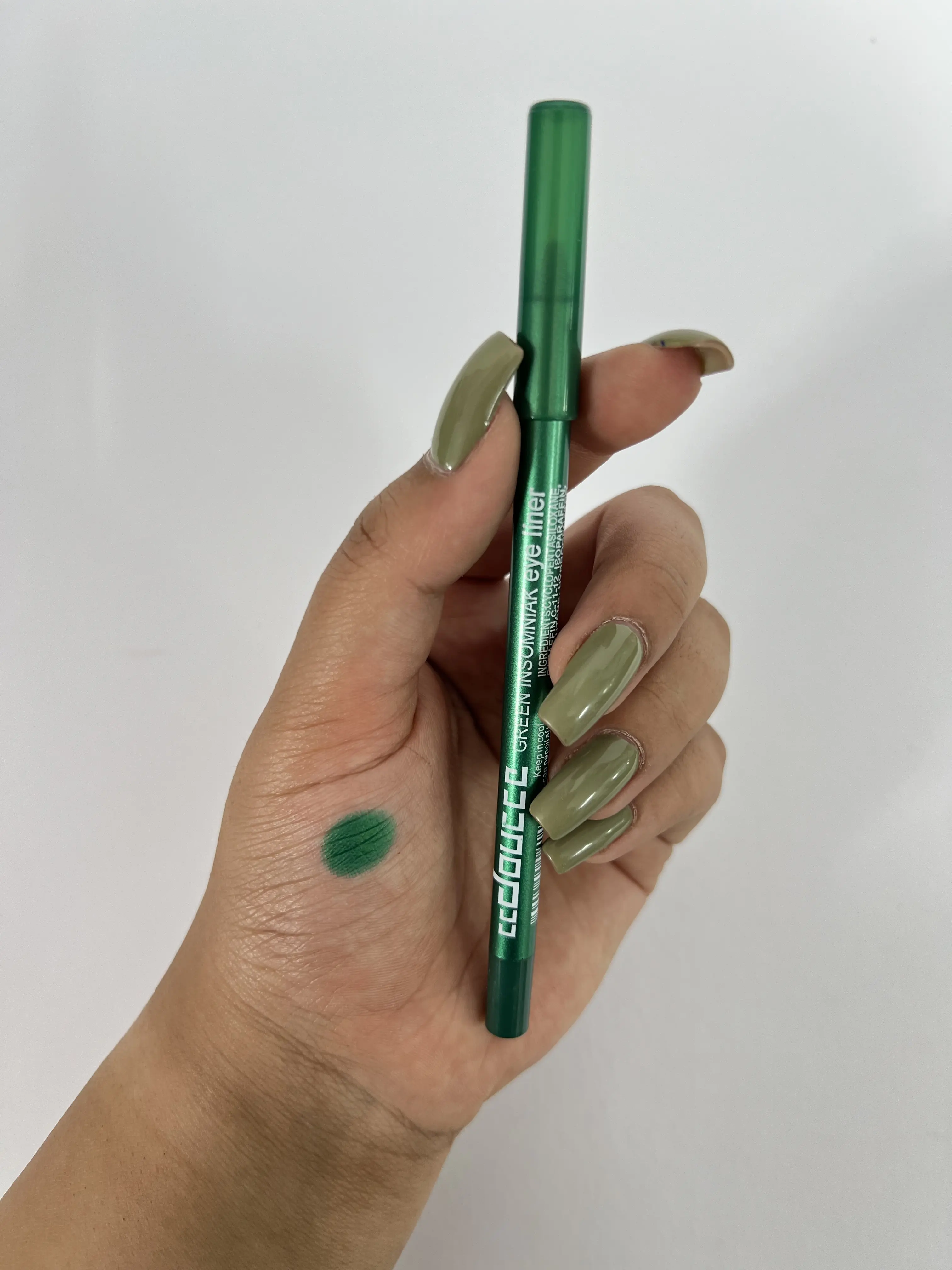 مداد چشم رنگی دوسه